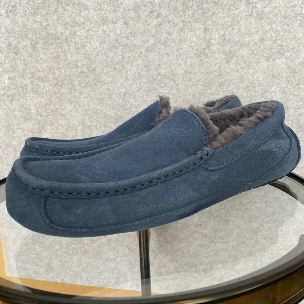 U79 UGG Men's Ascot Suede Slippers